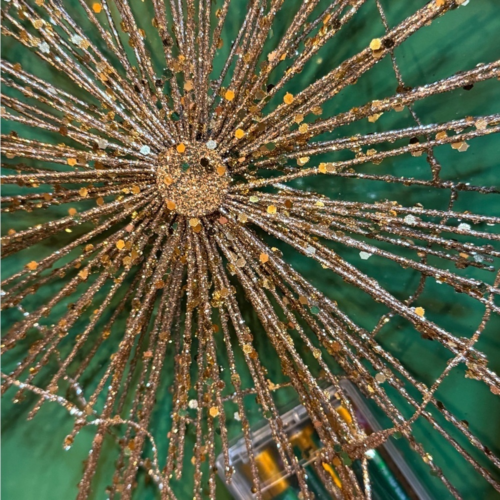 Shatterproof Ornament Set and LED Starburst Tree Topper Gold & Silver Christmas - Picture 7 of 16
